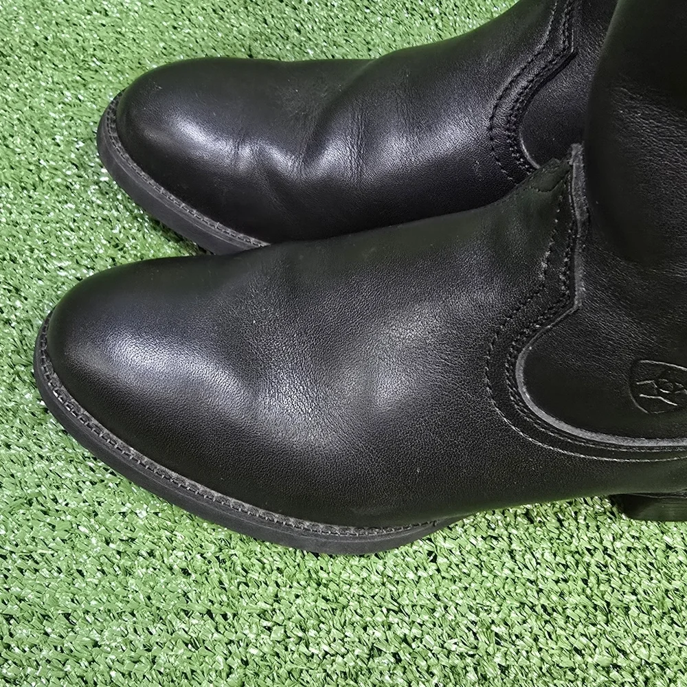 Ariat Heritage Roper Embroidered Leather Round Toe Mens Boots Size 7.5 LIKE NEW